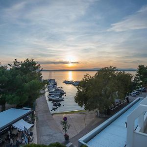 B&B Galija